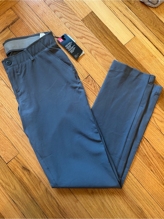 Under Armour Pants - NWT Under Armour Women’s Performance Golf Style Pants - Grey
